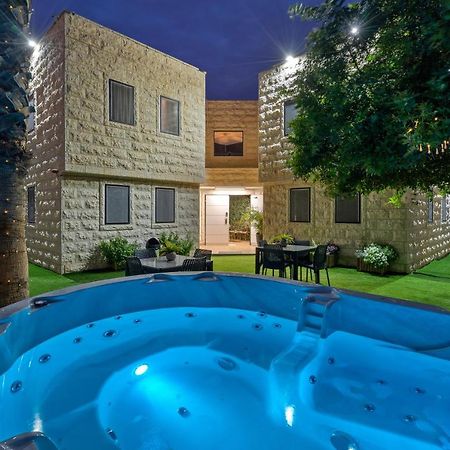 Hotel La Finca - Luxury Suites Hotel Beersheba ภายนอก รูปภาพ