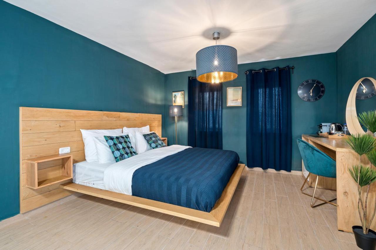 Hotel La Finca - Luxury Suites Hotel Beersheba ภายนอก รูปภาพ