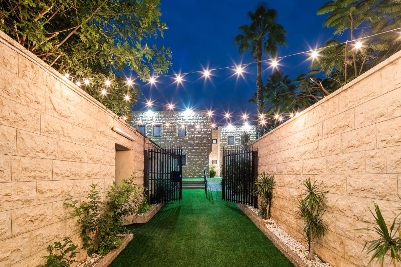 Hotel La Finca - Luxury Suites Hotel Beersheba ภายนอก รูปภาพ