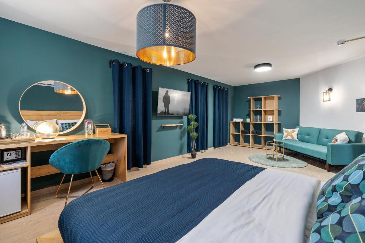 Hotel La Finca - Luxury Suites Hotel Beersheba ภายนอก รูปภาพ